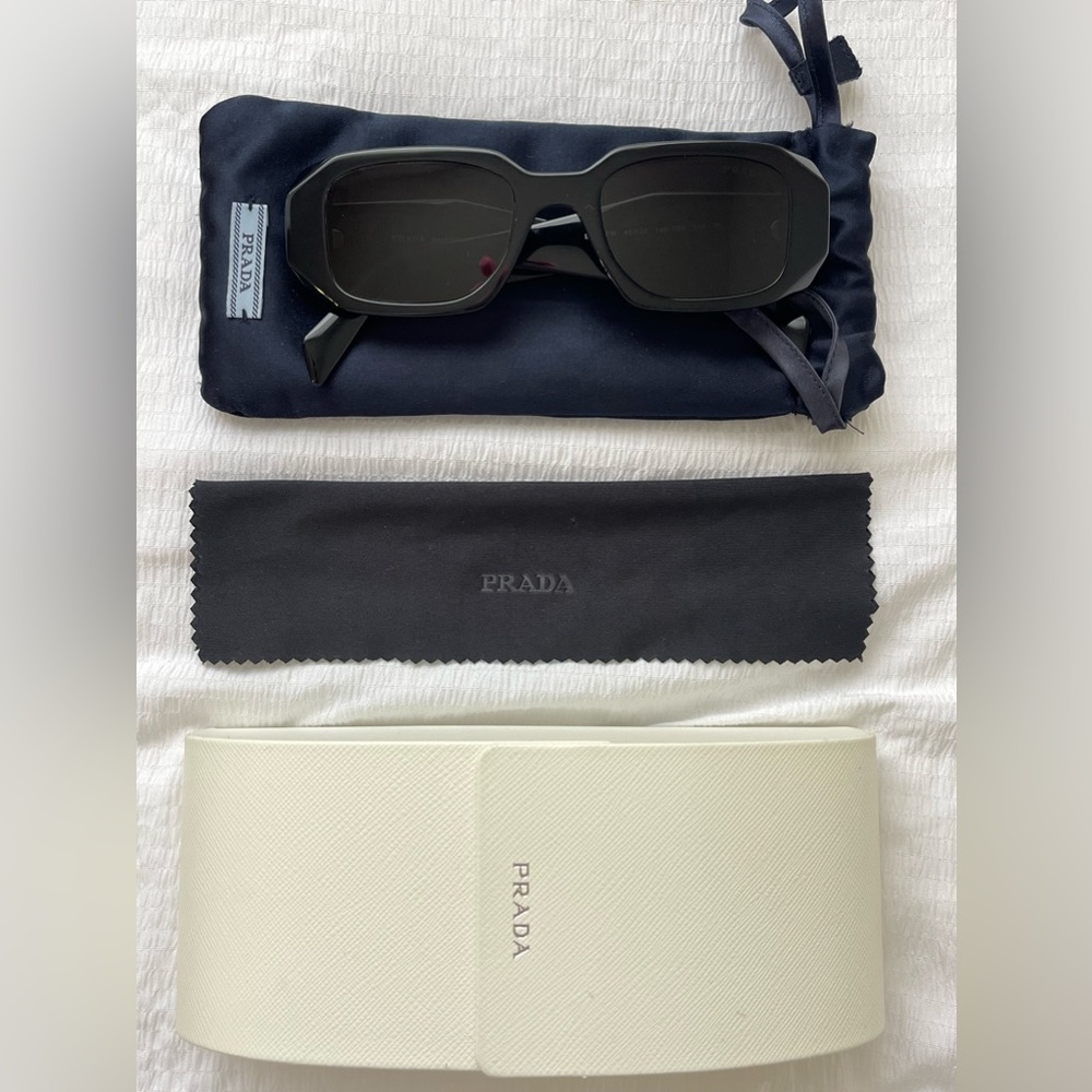 Prada symbole sunglasses